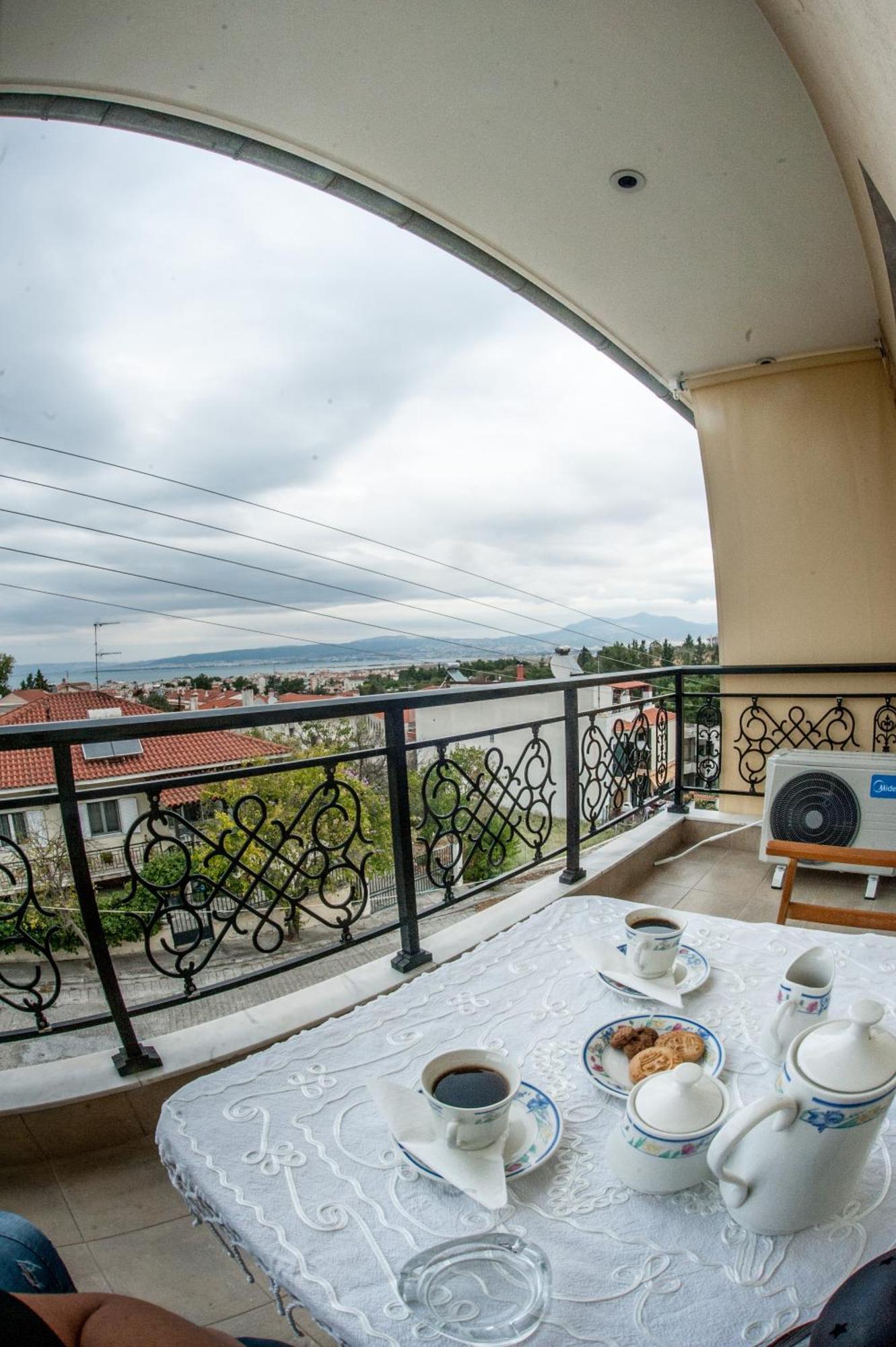 Appartement Sea View Flat à Peraía Extérieur photo